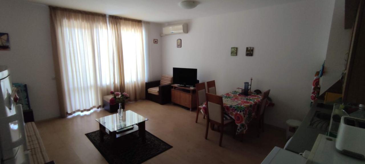 Riviera Sea Villageapartments Aranyhomok Kültér fotó