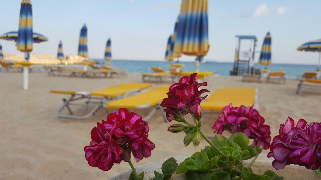 Riviera Sea Villageapartments Aranyhomok Kültér fotó